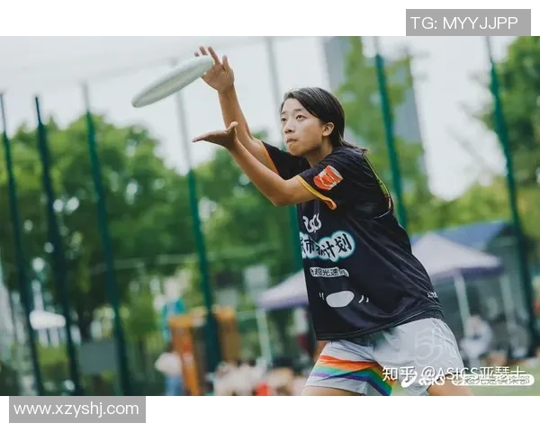 武汉飞盘队与南京飞盘队赛后复盘分析个人能力的对比与启示